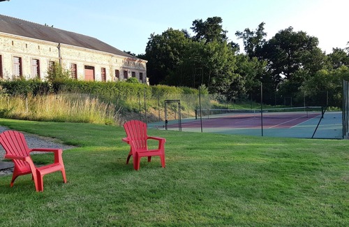 Craon House | Elegant L'Orangerie du Château de Craon: Pool & Tennis