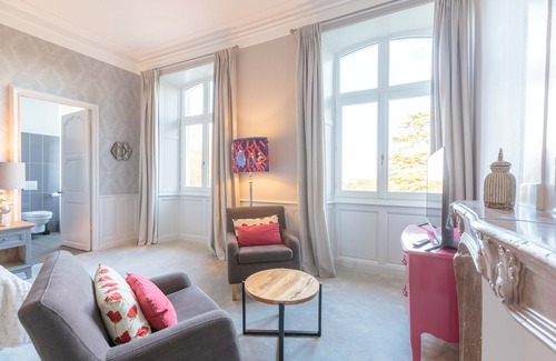 Semussac Hotel | Indulge at Château de Didonne: Spa & Family-Friendly Stays