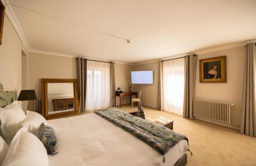 Onet-le-Chateau Hotel | Explore Pet-Friendly 4-Star Hotels in France with Ocean Views