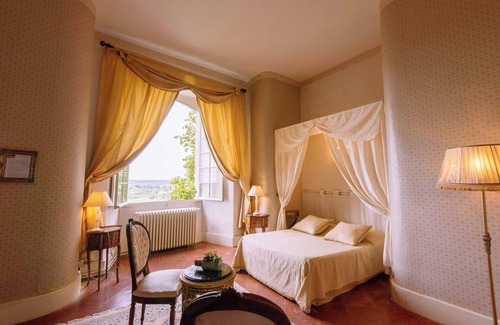Goudourville Other | Château de Goudourville 13th century, private, sleeps 30, swimming pool, reception area