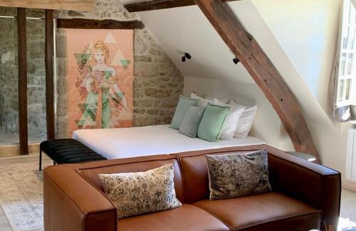 Ussel Bed & Breakfast | Experience the Charm of Château de la Borde à Ussel