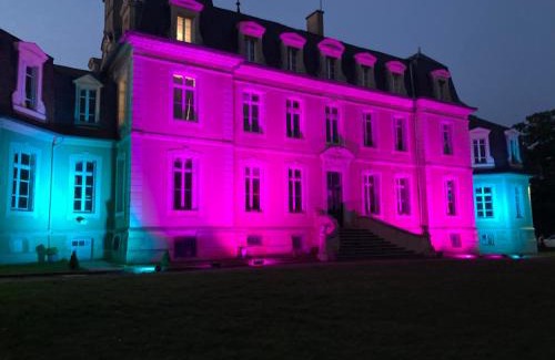 Chazemais House | Experience Relaxation at Château de la Bouchatte - Room Roses
