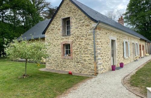 Change Villa | Elegant Château de la Coudraie with Oceanfront Views