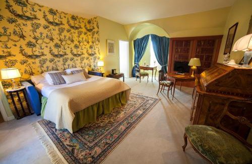Sevremont Bed & Breakfast | Elegant Stay at Château de la Flocellière with Ocean Views