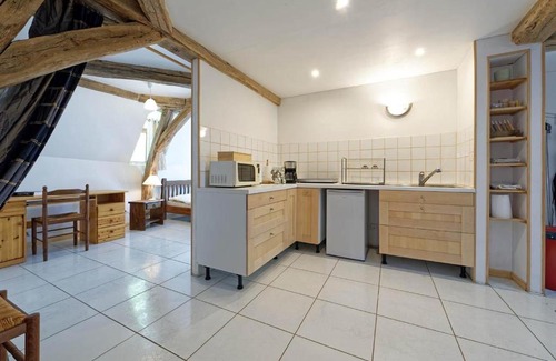 Saint-Forgeot Bed & Breakfast | Château de Millery: Family-Friendly Retreat in Nature