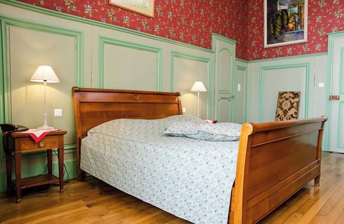 Montbras House | Château de Montbras