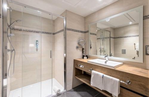 Robertsau Hotel | Enchanting Château de Pourtalès: Top-Rated with Spa and Dining