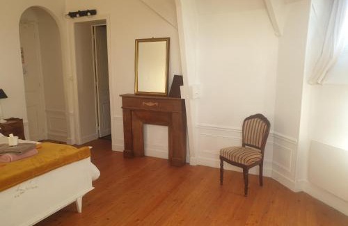 Surville Hotel | Oceanfront Retreat at Château de Surville - 8/10 Rating