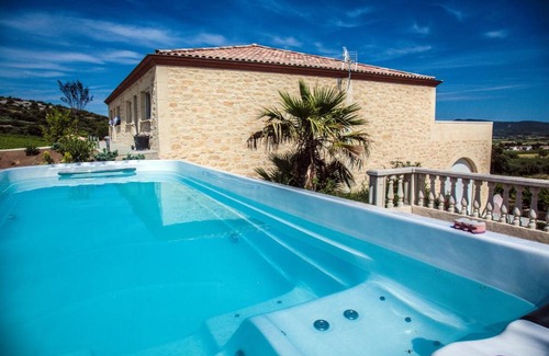 Saint-Jean-de-Fos Bed & Breakfast | Enchanting Château de Valloubière with Oceanfront Spa