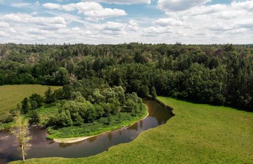 Ciergnon Hotel | Elegant Château de Vignée: 5-Star Stay with Spa & Pool