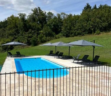 Echire House | Château des Loups - Les Cyprès: Oceanfront Family Retreat