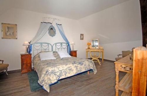 Le Theil Bed & Breakfast | Château du Max: Top-Rated Pet-Friendly Getaway Awaits