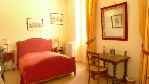 Labastide-dArmagnac House | Family-Friendly Getaway at Château du Prada - 8/10 Rated