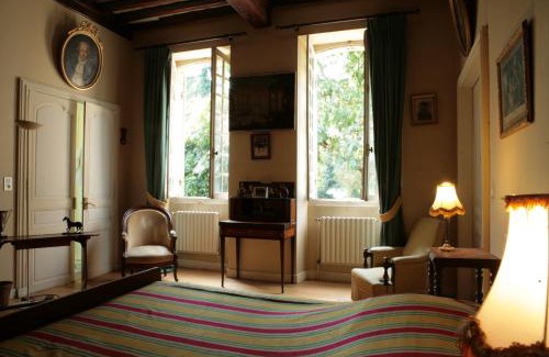 Labastide-dArmagnac House | Family-Friendly Getaway at Château du Prada - 8/10 Rated