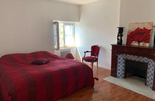 La Begude-de-Mazenc Apartment | Pet-Friendly Château Emile Loubet - Top-Rated Comfort