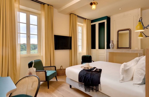 Arveyres Hotel | Discover Château FAGE: Eco-Friendly Luxury & Spa Retreat