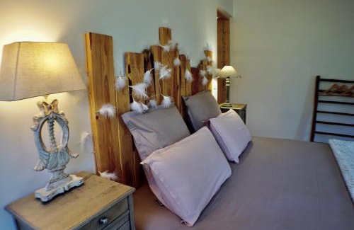 Saint-Michel-de-Maurienne Bed & Breakfast | Gorgeous Château du Vigny - Oceanfront Retreat with Dining