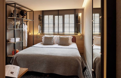 Montvillargenne Hotel | Elegant Hôtel Château de Montvillargenne with Spa & Pool