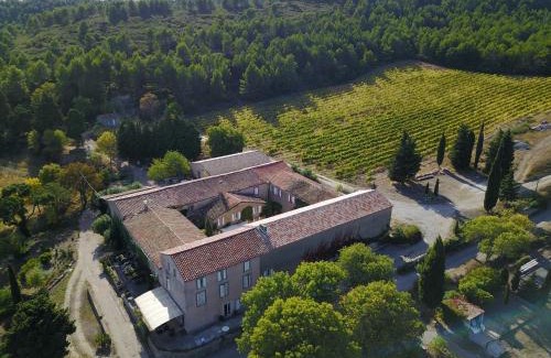 Salleles-Cabardes House | Oceanfront Getaway at Château La Villatade - Rated 9.3/10