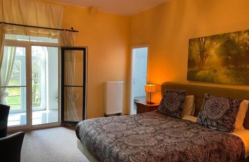 Bertrix Bed & Breakfast | Beachfront Château Les Tourelles with Pool & Ocean Views