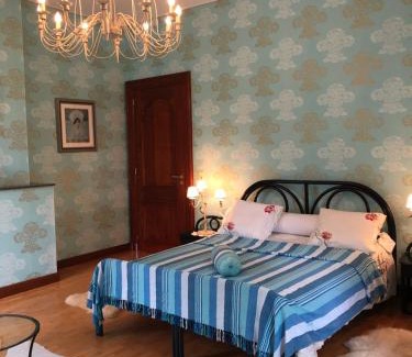 Bertrix Bed & Breakfast | Beachfront Château Les Tourelles with Pool & Ocean Views
