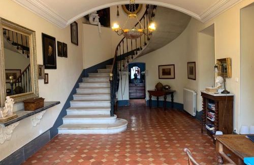 Les Mages House | Château Meilhen