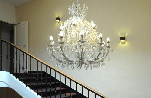 Trets Hotel | Pet-Friendly Stay at Châteaux Demeures Vallée de L'Arc