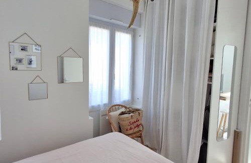 Quartier du Casino Apartment | Châtelaillon-Centre : Appart 50m Plage - FR-1-706-38