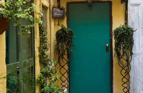 Rione Duomo House | Experience Chèz Lumière in the Historic Center with Ocean View