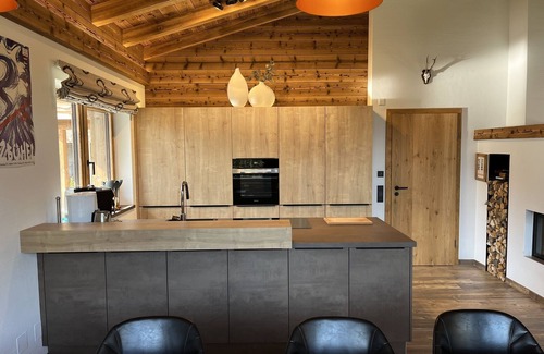 Schonbach Ski Chalet | Exceptional Alpine Chalet with Pool in Neukirchen am Großvenediger