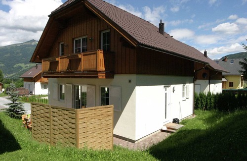 Sankt Margarethen im Lungau Ski Chalet | Relaxing Chalet in Lungau with Hot Tub and Sauna Access