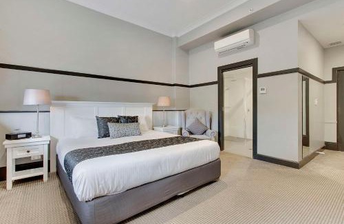 Tamworth Hotel | Welcoming CH Boutique Hotel - 4-Star Stay with Great Amenities