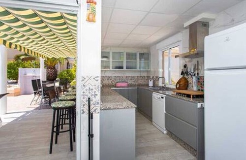 Rojales Villa | Exceptional CH Villa Jupiter La Marquesa Golf Retreat