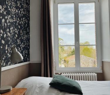 La Limouziniere Bed & Breakfast | CH2 - MANOIR DU MOULINIER - Campagne - Calme - Petit-déjeûner inclus - Table d'hôte sur réservation - Parking gratuit