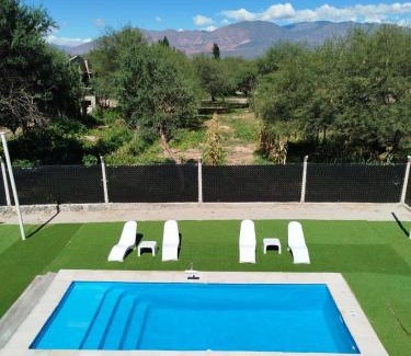 Cafayate Apartment | Budget-Friendly Comfort at Chañar y Algarroba with Pool