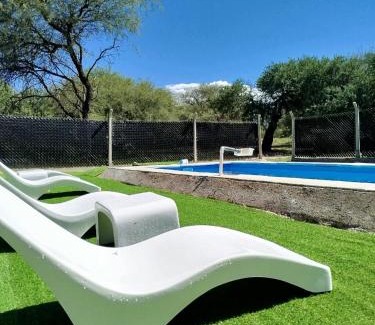 Cafayate Apartment | Budget-Friendly Comfort at Chañar y Algarroba with Pool