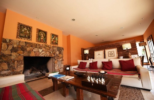 Chanarmuyo House | Unforgettable Stay at Chañarmuyo Casa de Huéspedes