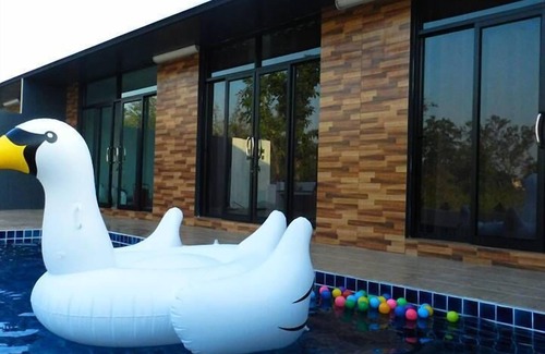 Cha-am Villa | Relax at Cha-am Pool Station with Oceanfront Views