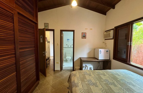 Itamambuca Bed & Breakfast | Charming bed & breakfast with AC and WiFi in lovely Ubatuba