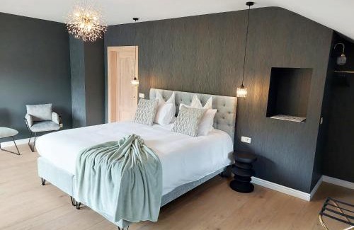 Rendeux Bed & Breakfast | Enchanting Stay at Cha Cha de Loup with Ocean Views