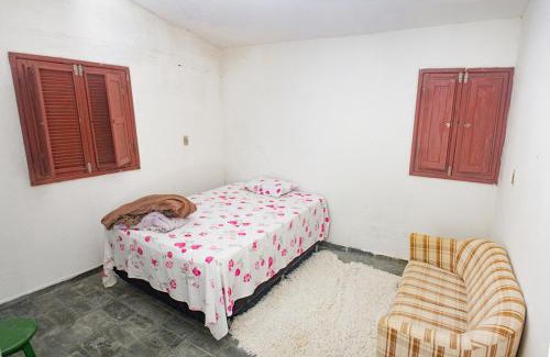 Sao Lourenco da Mata House | Relaxing Getaway at Chacara with Pool in Sao Lourenco