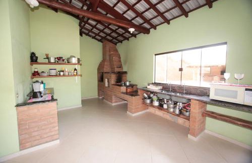 Joanopolis House | Cozy Chacara with Pool and Scenic Views in Cach dos Pretos