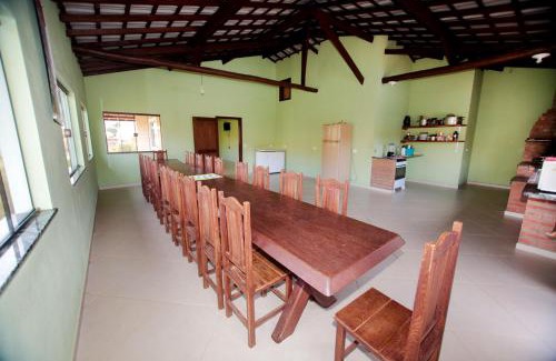 Joanopolis House | Cozy Chacara with Pool and Scenic Views in Cach dos Pretos