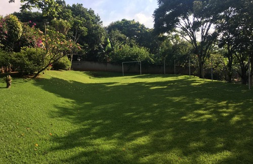 Tatui House | Pet-Friendly Chacara Cantinho do Ceu with Private Pool