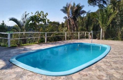 Juquitiba House | Secluded Chácara Canto das Águas Featuring a Private Waterfall