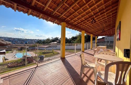 Sao Jose dos Campos House | Relaxing Getaway: Poolside Retreat in Taubate, SP