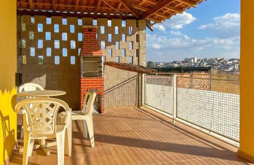 Sao Jose dos Campos House | Relaxing Getaway: Poolside Retreat in Taubate, SP