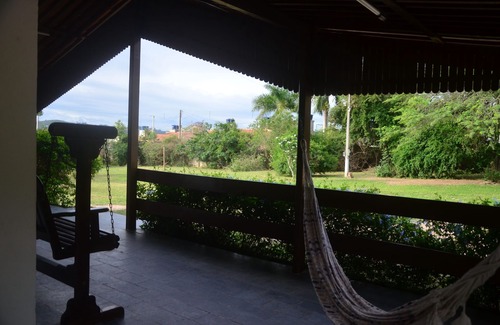 Cruzeiro House | Chácara do Amparo: Serene Retreat with Pool and Spa