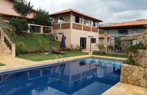 Mairinque House | Ideal Getaway at Chacara Fernandes for Up to 20 Guests
