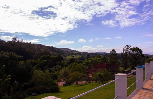 Valinhos House | Unforgettable Stay at Chacara Giovaninha in Serra dos Cocais